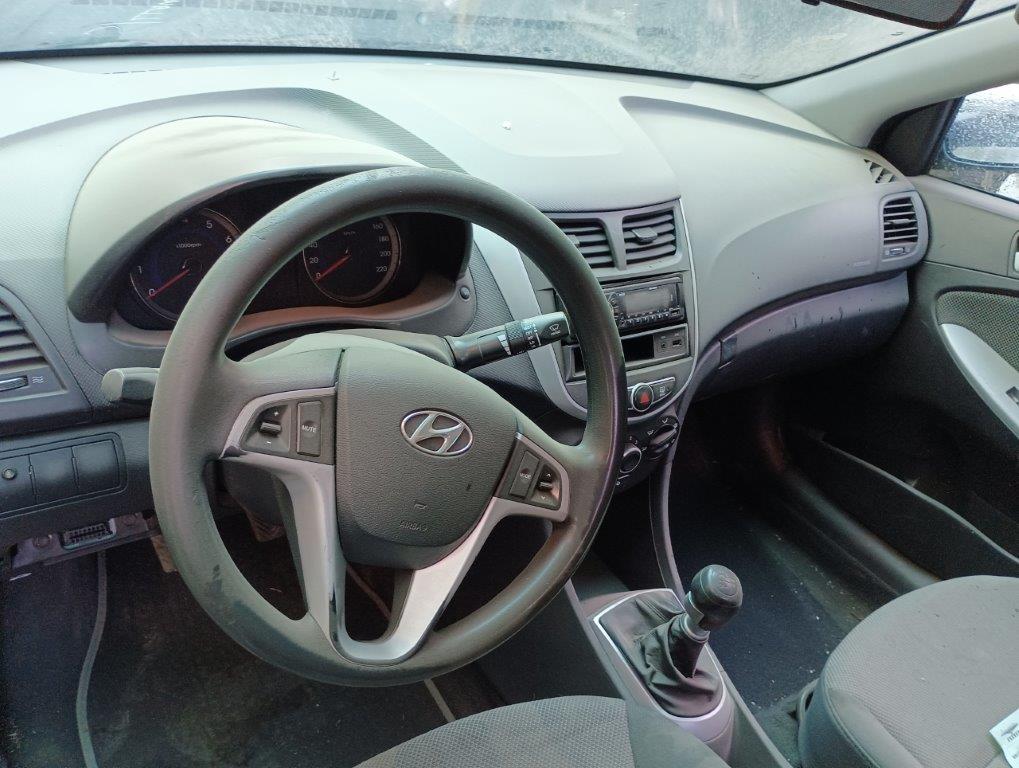  Hyundai ACCENT 2012    EN DESARME